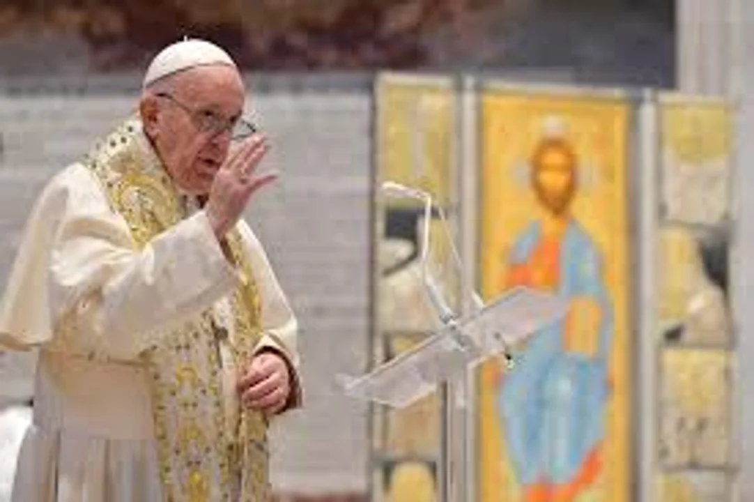 El Papa en su mensaje Urbi et Orbi pidió “que se callen las armas” El Papa en su mensaje Urbi et Orbi pidió “que se callen las armas”