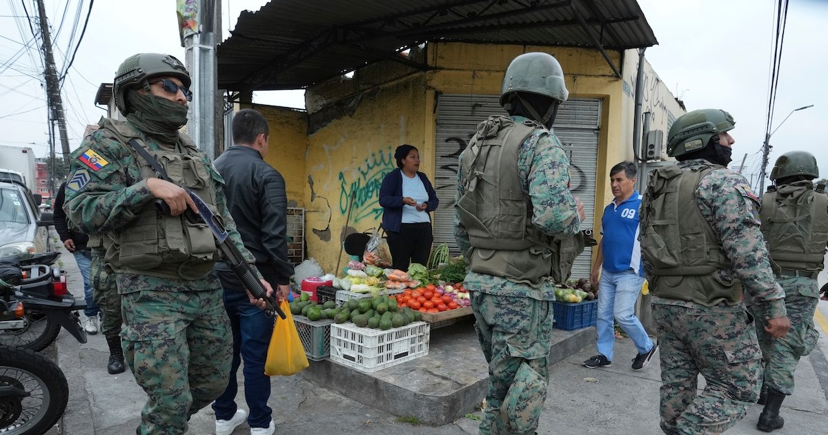 El escabroso caso de cuatro niños desaparecidos salpica a 16 militares ecuatorianos El escabroso caso de cuatro niños desaparecidos salpica a 16 militares ecuatorianos