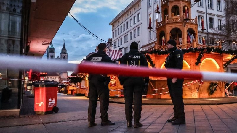 Aumenta la ira contra inmigrantes en Alemania tras el ataque en el mercado navideño Aumenta la ira contra inmigrantes en Alemania tras el ataque en el mercado navideño