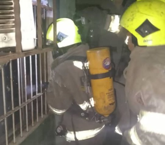 Bomberos de Caroní atendió dos incendios de residencias en víspera de Navidad