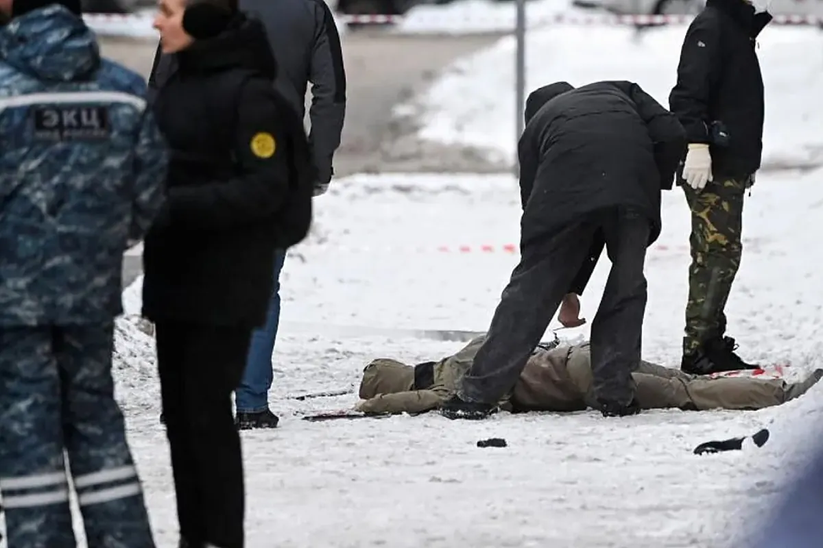 Un patinete bomba para matar a un alto cargo ruso acusado de usar armas químicas contra Ucrania Un patinete bomba para matar a un alto cargo ruso acusado de usar armas químicas contra Ucrania