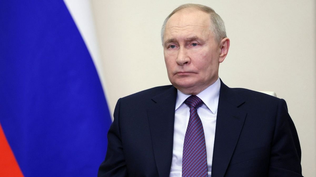 Putin dice que Rusia está abierta a negociar con Ucrania pero acusa a Kiev de no cooperar Putin dice que Rusia está abierta a negociar con Ucrania pero acusa a Kiev de no cooperar