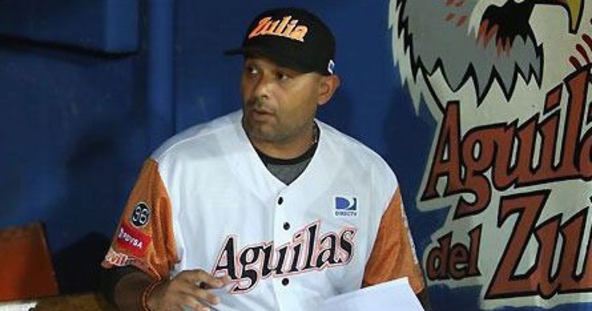 Lipso Nava se alza como el Manager del Año (+Video) Lipso Nava se alza como el Manager del Año (+Video)
