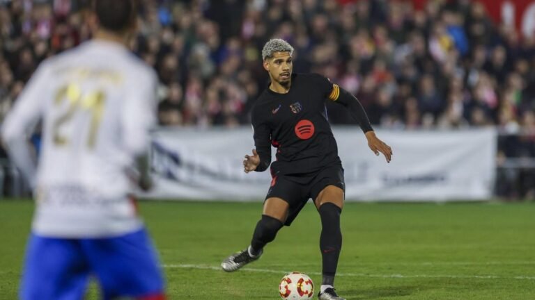 Fichajes FC Barcelona | Araujo solo se marcharía traspasado a la Juventus