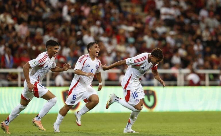 Chile enfrenta a Uruguay en el Sudamericano Sub-20