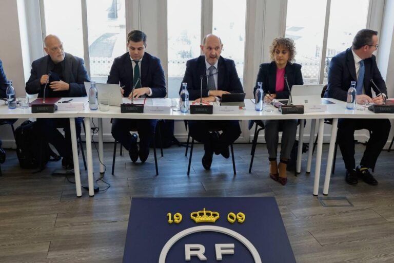 La Federación y LaLiga lo tienen claro en el caso Dani Olmo: “Está fuera de plazo”
