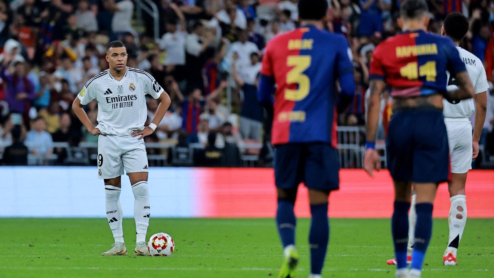 Flick tiene un plan y Ancelotti no reacciona Flick tiene un plan y Ancelotti no reacciona