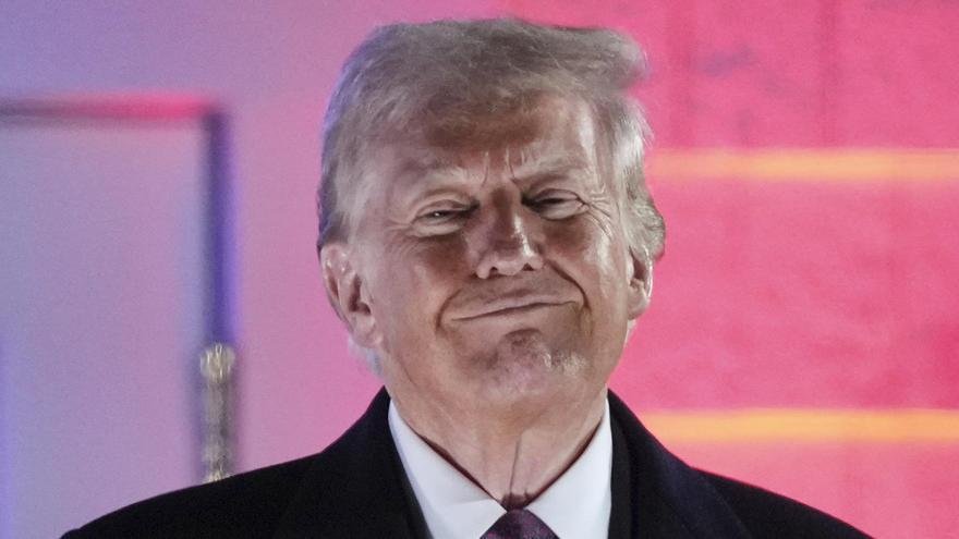 El regreso de Trump, artículo de Rafael Vilasanjuan El regreso de Trump, artículo de Rafael Vilasanjuan
