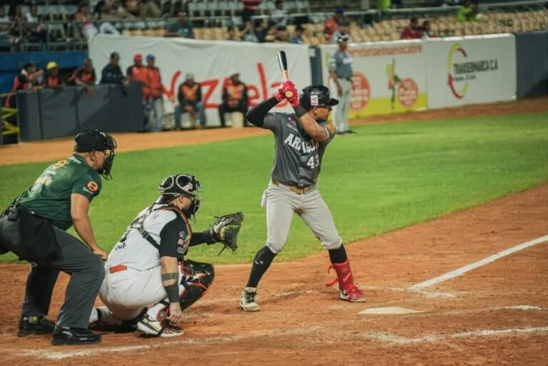 ASÍ VA LA LVBP. Resultados del lunes, posiciones, pitchers y TV del martes