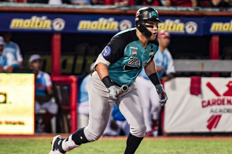 Bravos llegó a tres triunfos seguidos y le quitó el invicto a Cardenales
