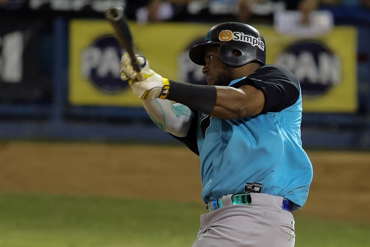 Bravos quedó a un paso de la final y dejó en terapia intensiva al Magallanes Bravos quedó a un paso de la final y dejó en terapia intensiva al Magallanes
