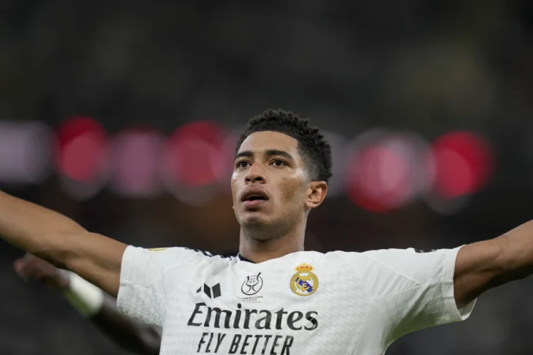 Real Madrid goleó al Mallorca y avanzó a la final de la Supercopa de España