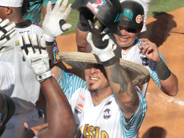 Wilson Ramos embistió con fuerza al pitcheo de Tigres