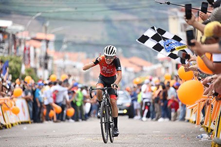 Suspenso total en recta final del Giro Andino – Diario La Nación