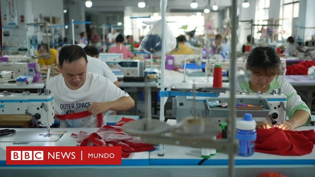 Si un mes tiene 31 días, trabajo 31 días”: las fábricas donde el gigante chino Shein produce las baratas prendas de moda “ultrarrápida Si un mes tiene 31 días, trabajo 31 días”: las fábricas donde el gigante chino Shein produce las baratas prendas de moda “ultrarrápida