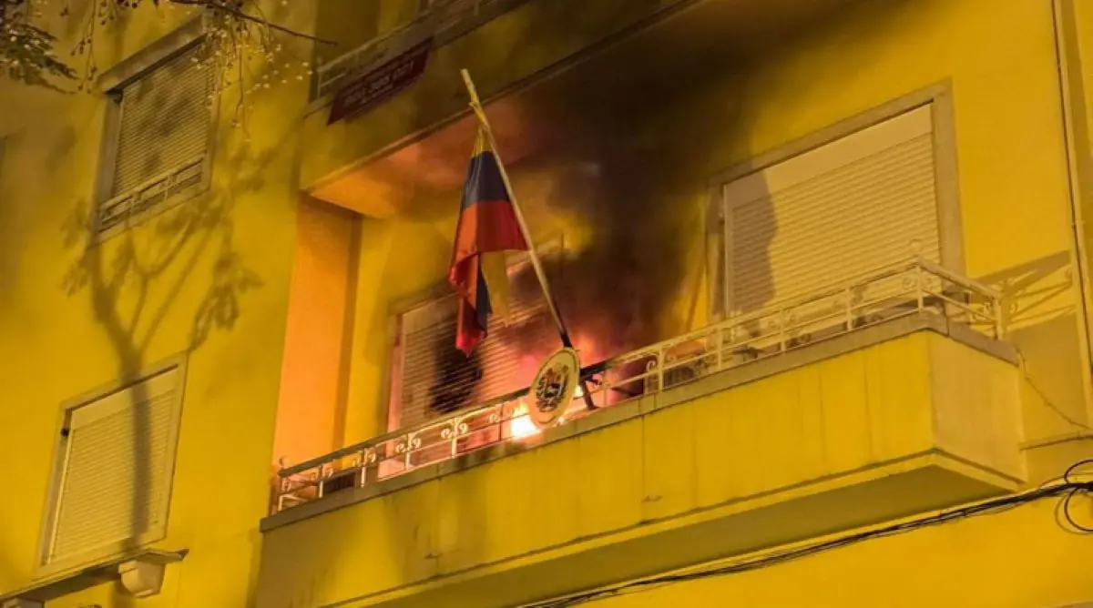 Venezuela denuncia ataques contra sus sedes diplomáticas en el extranjero Venezuela denuncia ataques contra sus sedes diplomáticas en el extranjero