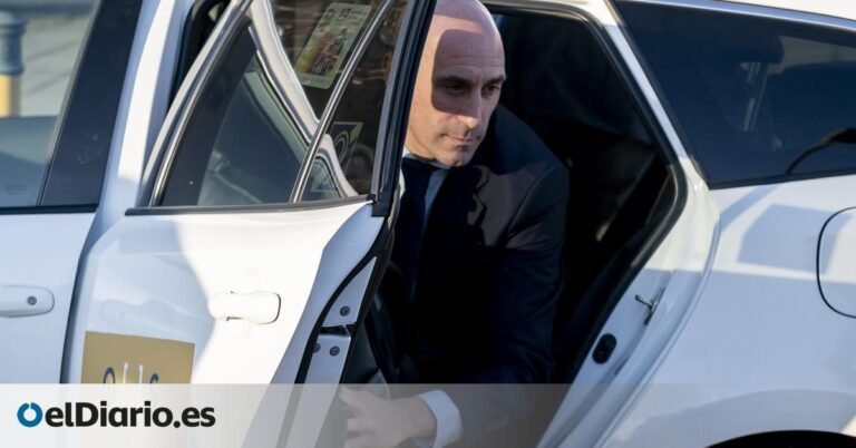 Rubiales dice al juez que está “totalmente seguro” de que Jenni Hermoso le dio su consentimiento