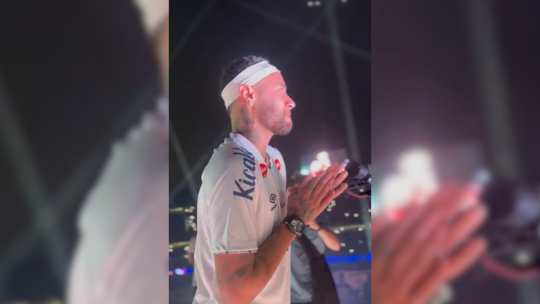 Imposible que no remueva: Neymar, completamente desconsolado ante la afición del Santos