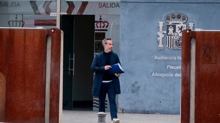 Vilda reconoce que tendría que haber hablado con Hermoso: “Debí haberle preguntado cómo estaba”