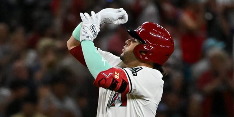 ¡A la calle! Súarez despachó 2 HR en el primer triunfo de D-backs