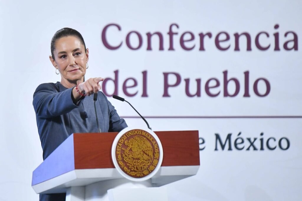 Sheinbaum carga contra el FMI y rechaza el pronóstico de recesión | Economía Sheinbaum carga contra el FMI y rechaza el pronóstico de recesión | Economía