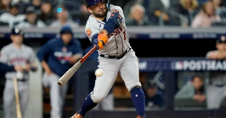 José Altuve arruina no-hitter con jonrón ante pitcher de Marineros de Seattle