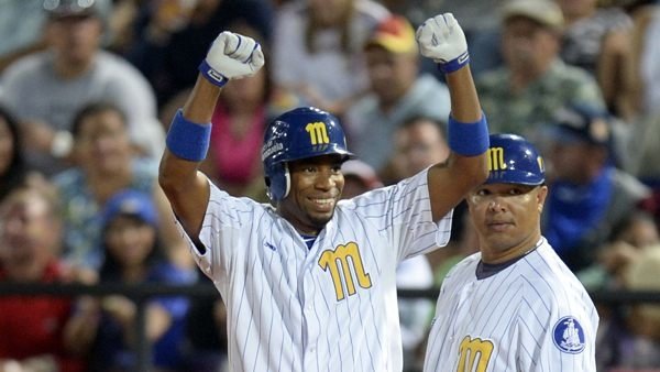 Endy Chávez y Mario Lissón regresan a Navegantes del Magallanes