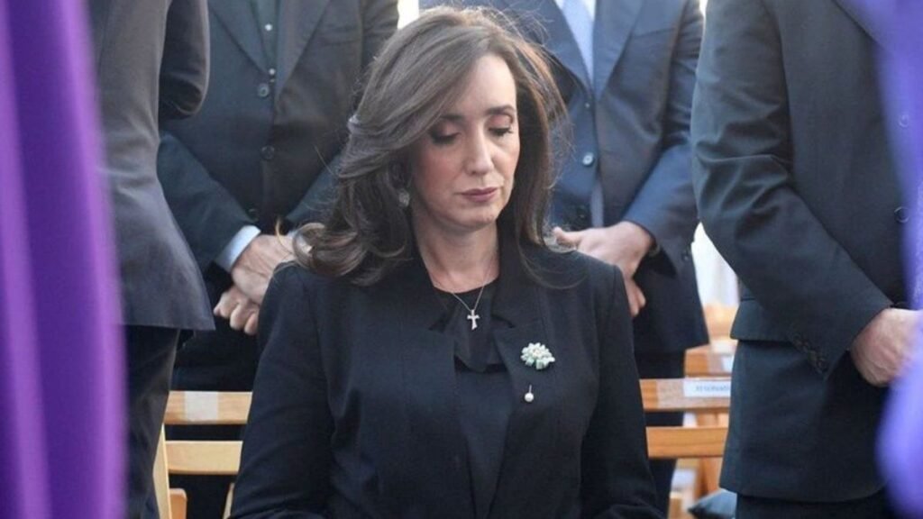 Tras quedar afuera del viaje a Roma, Victoria Villarruel despidió al papa Francisco: Intercedé…