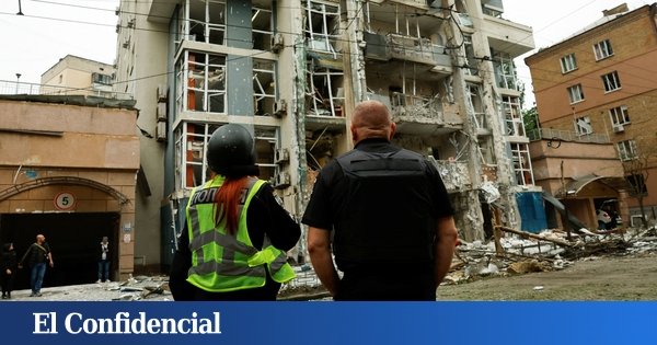 Una nueva oleada de bombardeos nocturnos rusos a gran escala dejan ocho muertos y una decena de heridos en Ucrania Una nueva oleada de bombardeos nocturnos rusos a gran escala dejan ocho muertos y una decena de heridos en Ucrania