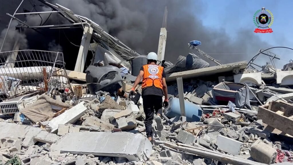 La Defensa Civil de Gaza denuncia que Israel ha matado al jefe de ese cuerpo de rescate | Internacional La Defensa Civil de Gaza denuncia que Israel ha matado al jefe de ese cuerpo de rescate | Internacional