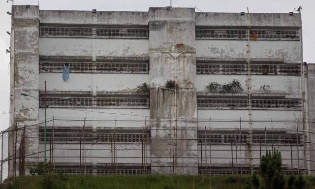 Denuncian violenta requisa y destrucción en cárcel de Ramo Verde Denuncian violenta requisa y destrucción en cárcel de Ramo Verde