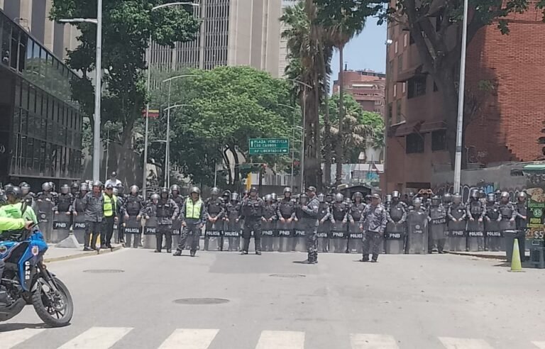 PNB impidió avance de marcha