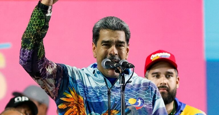 El lapsus de Nicolás Maduro en pleno cierre de campaña de cara a la farsa electoral del 25M: “El chavismo es minoría”