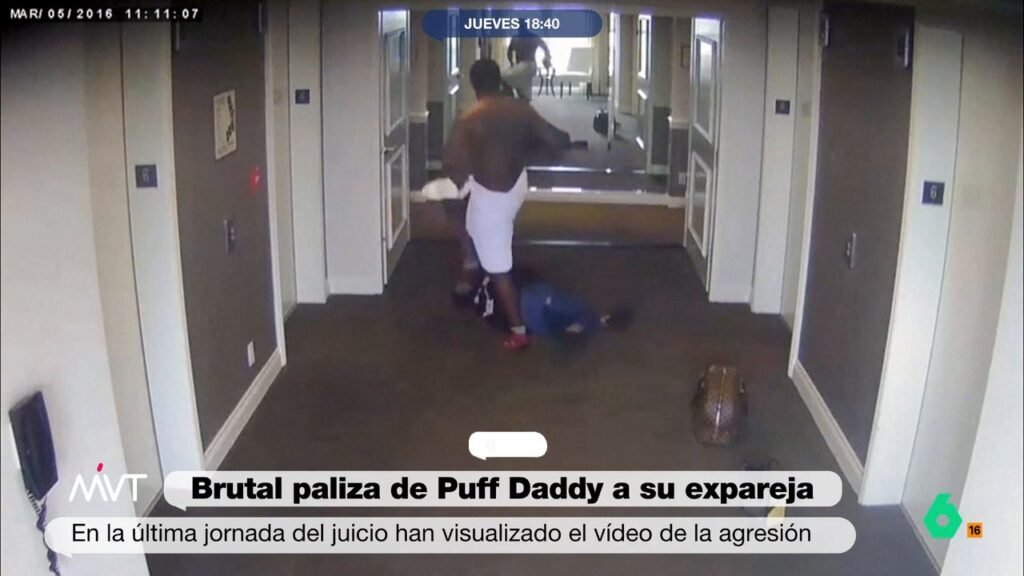 el vídeo se reproduce durante el juicio el vídeo se reproduce durante el juicio