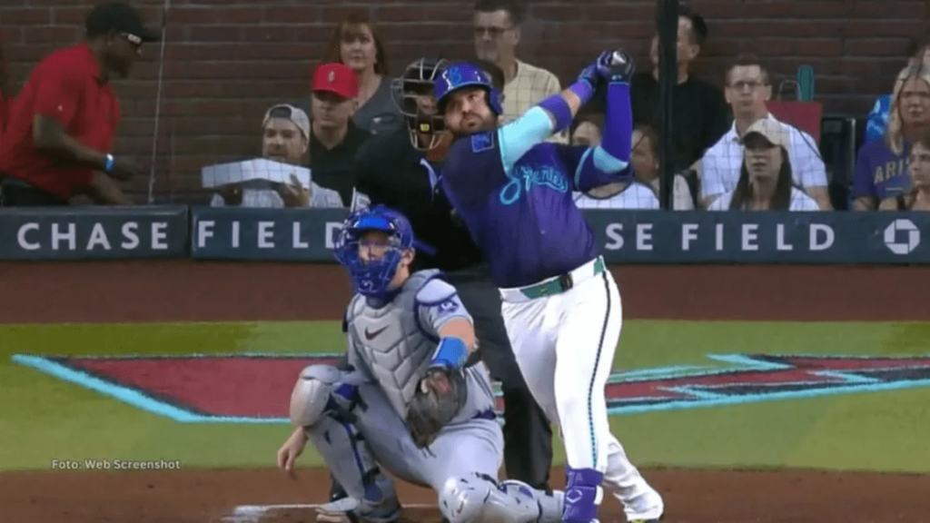 MLB: Eugenio “Bolibomba” Suárez se reactivó, saca el 12 del año y mantiene disputa con Aaron Judge por el liderato de jonrones MLB: Eugenio “Bolibomba” Suárez se reactivó, saca el 12 del año y mantiene disputa con Aaron Judge por el liderato de jonrones