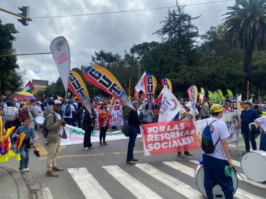 El gobierno Petro se desmarca de un paro con baja convocatoria El gobierno Petro se desmarca de un paro con baja convocatoria