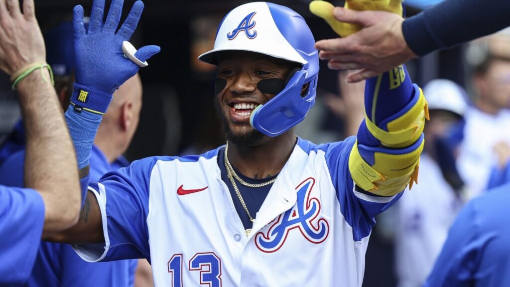 Ronald Acuña Jr. conecta jonrón por 2do juego seguido en victoria de Bravos, 7-1 sobre Padres Ronald Acuña Jr. conecta jonrón por 2do juego seguido en victoria de Bravos, 7-1 sobre Padres