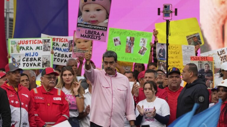 Maduro exige la repatriación a Venezuela de una niña separada de sus padres deportados desde EEUU