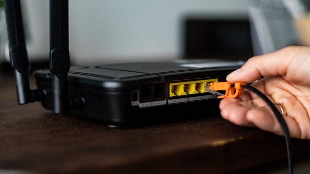 El WiFi llega más lejos cuando el router se mantiene alejado de 5 electrodomésticos comunes El WiFi llega más lejos cuando el router se mantiene alejado de 5 electrodomésticos comunes