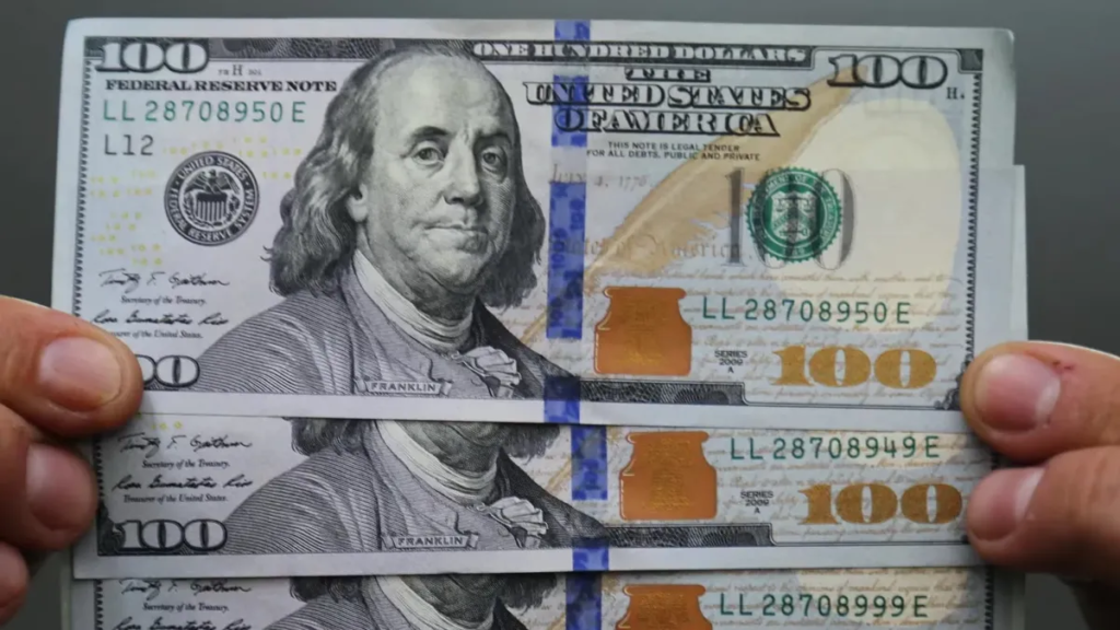 El dólar oficial opera con leves cambios, mientras el blue rebota desde mínimos de cuatro semanas El dólar oficial opera con leves cambios, mientras el blue rebota desde mínimos de cuatro semanas