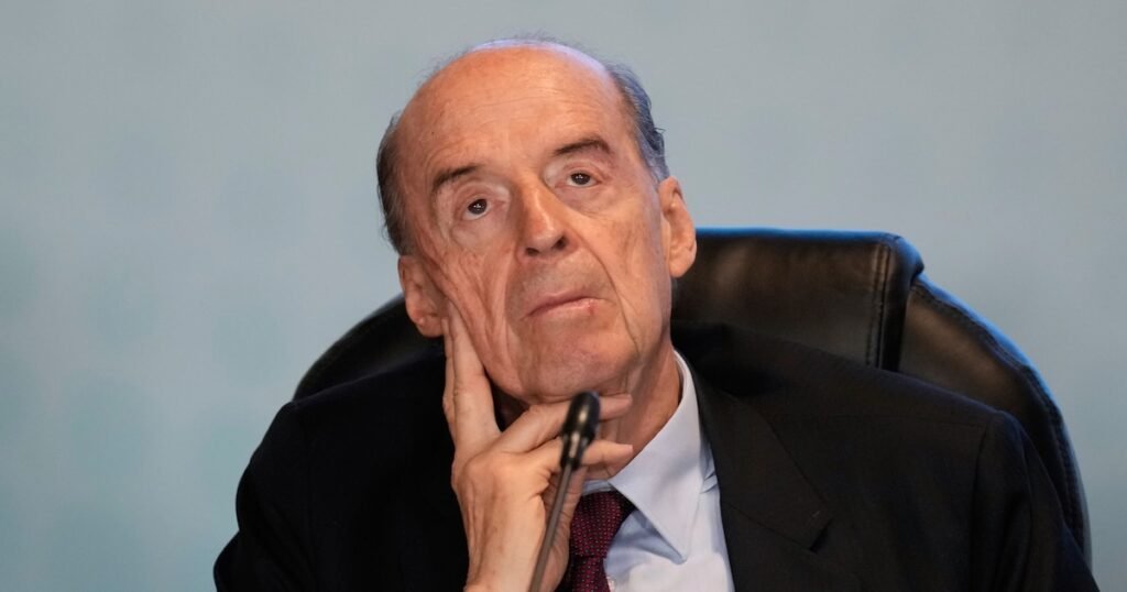 Álvaro Leyva ya había tratado de “tumbar” a otro presidente, aparte de Gustavo Petro: esta es la revelación que hizo Gustavo Bolívar