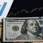 10 acciones en alza que aún tienen potencial, según analistas