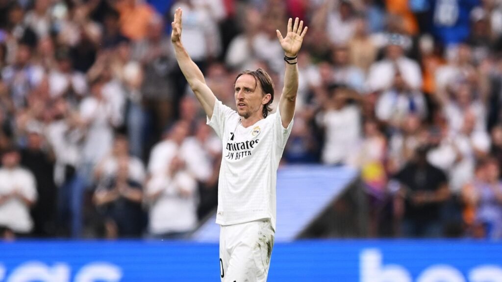Modric podría acabar su carrera en este grande de Italia que sueña con su fichaje Modric podría acabar su carrera en este grande de Italia que sueña con su fichaje