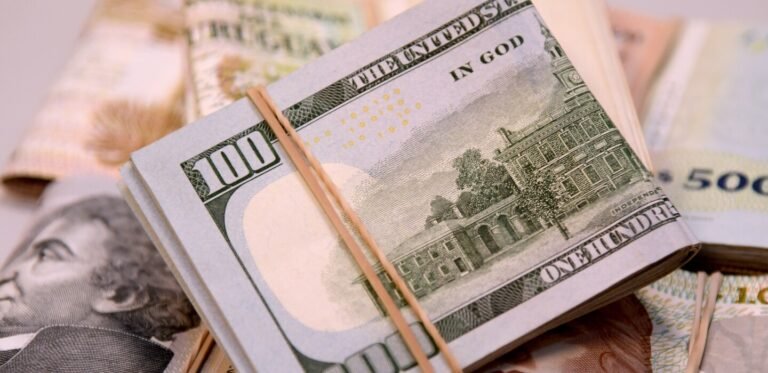 Esta es la cotización del dólar hoy en pesos uruguayos al cierre del lunes 2 de junio de 2025